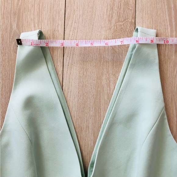 Alice + Olivia Nina Fit & Flare Dress in Mint Green Size 6 - Picture 2 of 14